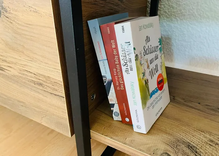 Burg Aue- Erzglueck - Familien - Im Gruenen - Zentral Appartement Aue (Saxony)