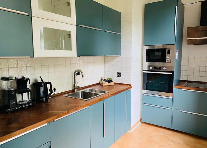 Burg Aue- Erzglueck - Familien - Im Gruenen - Zentral Appartement Aue (Saxony)