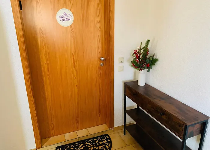 Burg Aue- Erzglueck - Familien - Im Gruenen - Zentral Aue (Saxony)